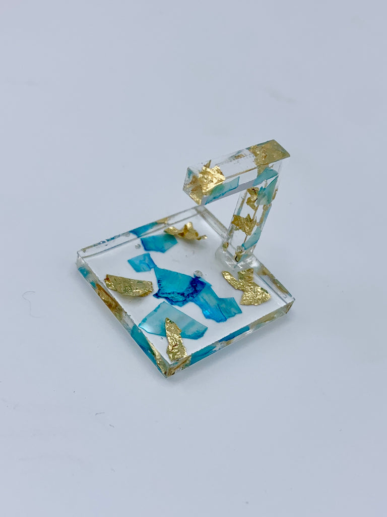 GOLD FLAKES NAIL ART DISPLAY